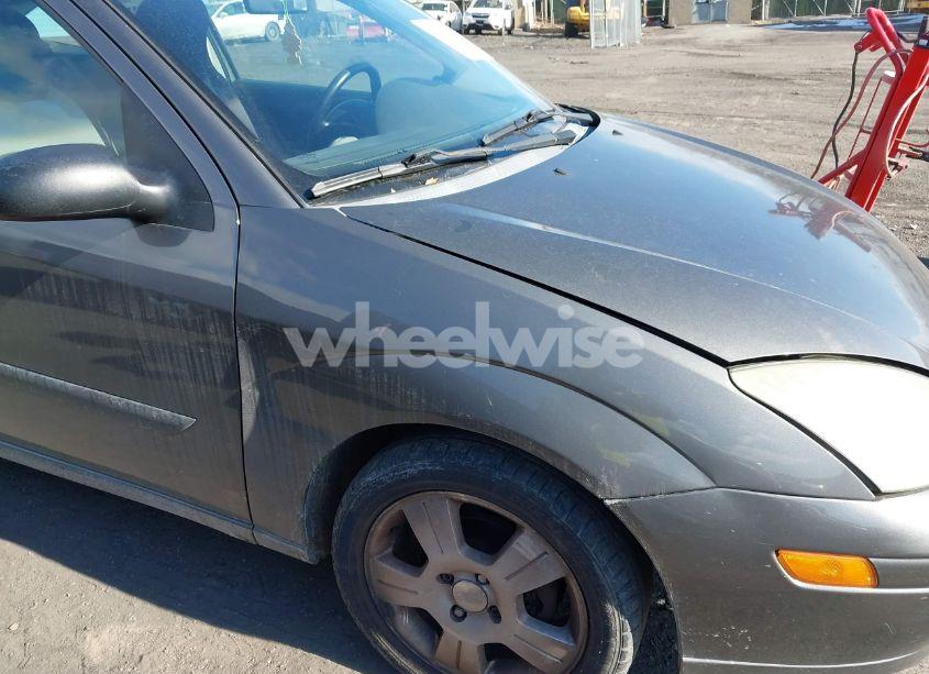 Photo 6 of 2003 Ford Focus ZX3 (VIN 3FAFP31373R104642)