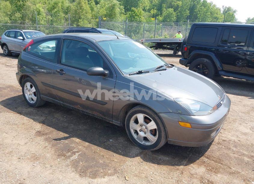 2004 Ford Focus ZX3 (VIN 3FAFP31384R114307) main photo