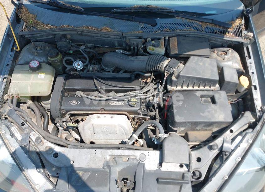 Photo 10 of 2004 Ford Focus ZX3 (VIN 3FAFP31384R114307)