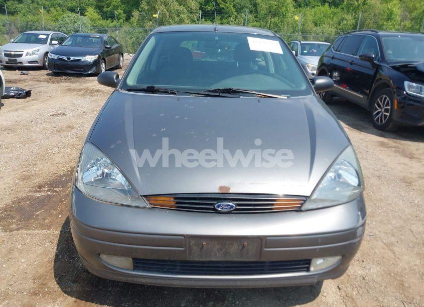 Photo 6 of 2004 Ford Focus ZX3 (VIN 3FAFP31384R114307)