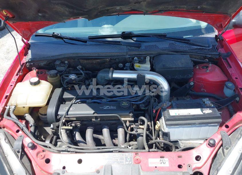 Photo 10 of 2001 Ford Focus ZX3 (VIN 3FAFP31391R105305)