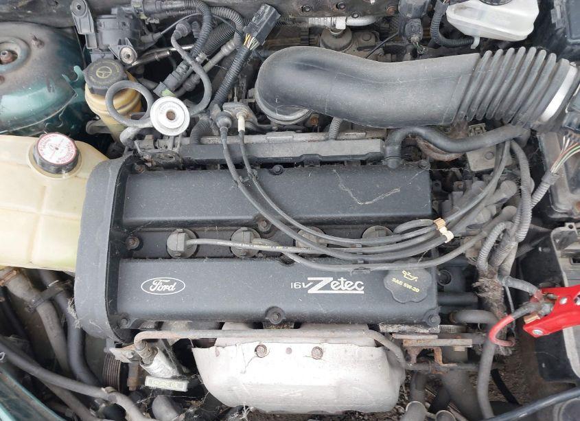 Photo 10 of 2001 Ford Focus ZX3 (VIN 3FAFP31391R135551)