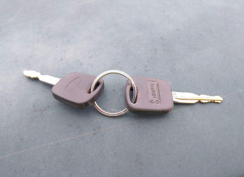 Photo 11 of 2001 Ford Focus ZX3 (VIN 3FAFP31391R135551)