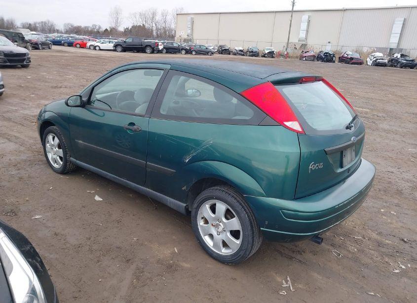 Photo 3 of 2001 Ford Focus ZX3 (VIN 3FAFP31391R135551)
