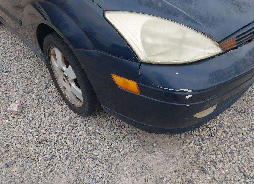 Photo 13 of 2001 Ford Focus ZX3 (VIN 3FAFP313X1R251793)