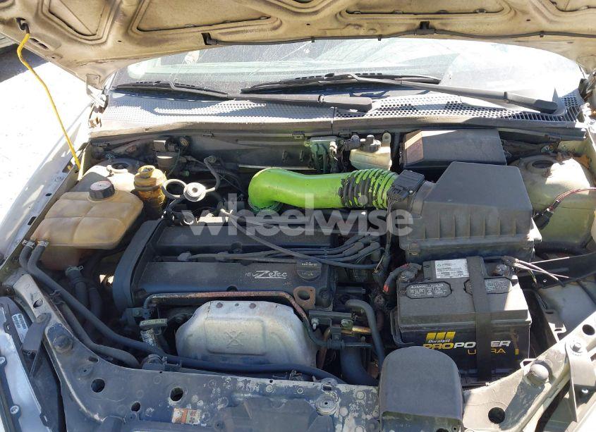 Photo 10 of 2003 Ford Focus ZX3 (VIN 3FAFP313X3R124965)