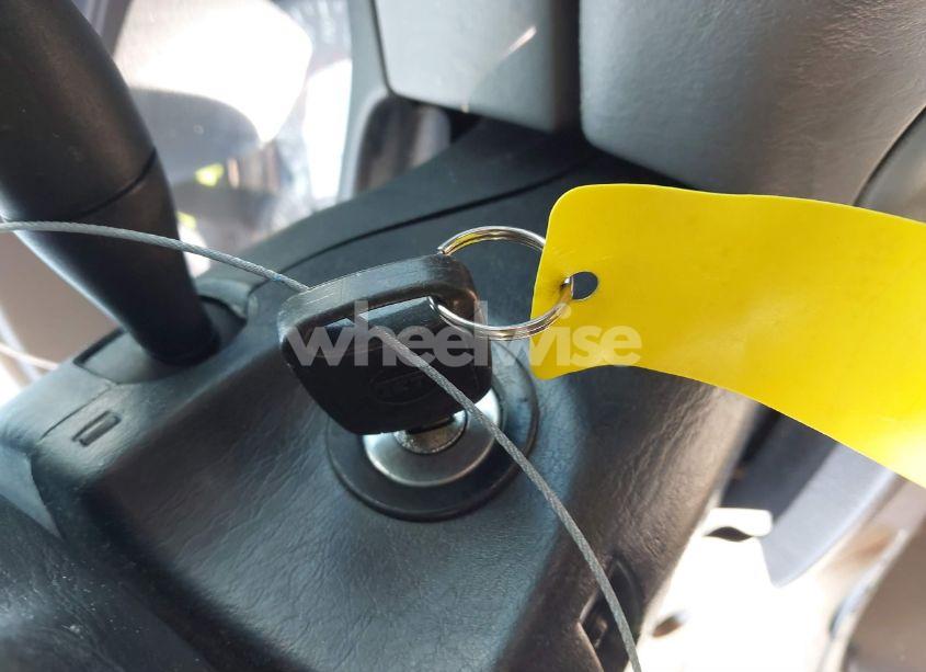 Photo 11 of 2003 Ford Focus ZX3 (VIN 3FAFP313X3R124965)