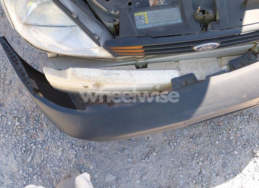 Photo 6 of 2003 Ford Focus ZX3 (VIN 3FAFP313X3R124965)