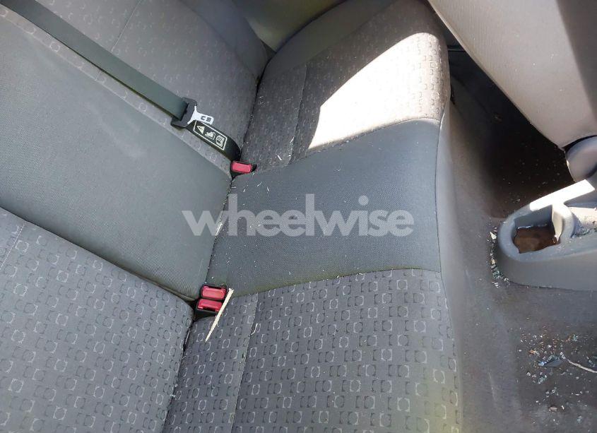 Photo 8 of 2003 Ford Focus ZX3 (VIN 3FAFP313X3R124965)