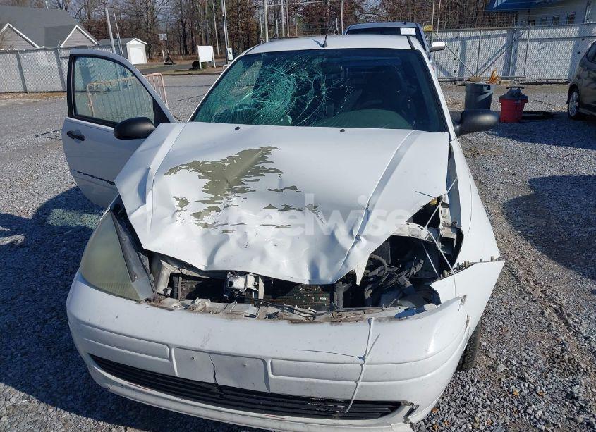 Photo 6 of 2004 Ford Focus ZX3 (VIN 3FAFP313X4R107035)