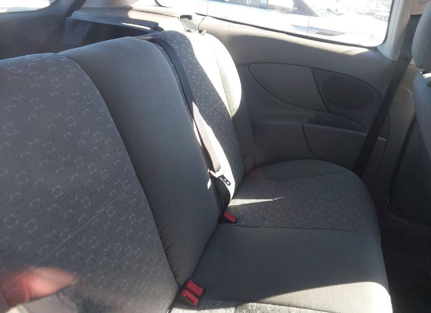 Photo 8 of 2004 Ford Focus ZX3 (VIN 3FAFP313X4R116768)