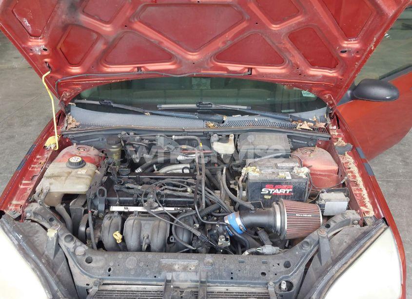 Photo 10 of 2005 Ford Focus ZX3 (VIN 3FAFP31N05R150706)