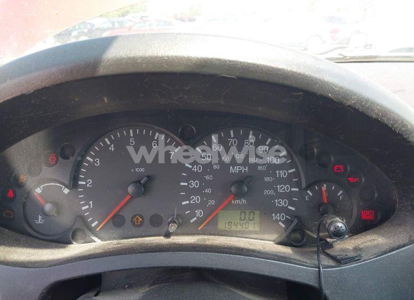 Photo 7 of 2005 Ford Focus ZX3 (VIN 3FAFP31N05R150706)