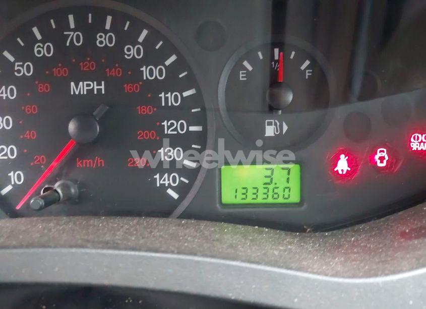 Photo 7 of 2005 Ford Focus ZX3 (VIN 3FAFP31N15R145630)