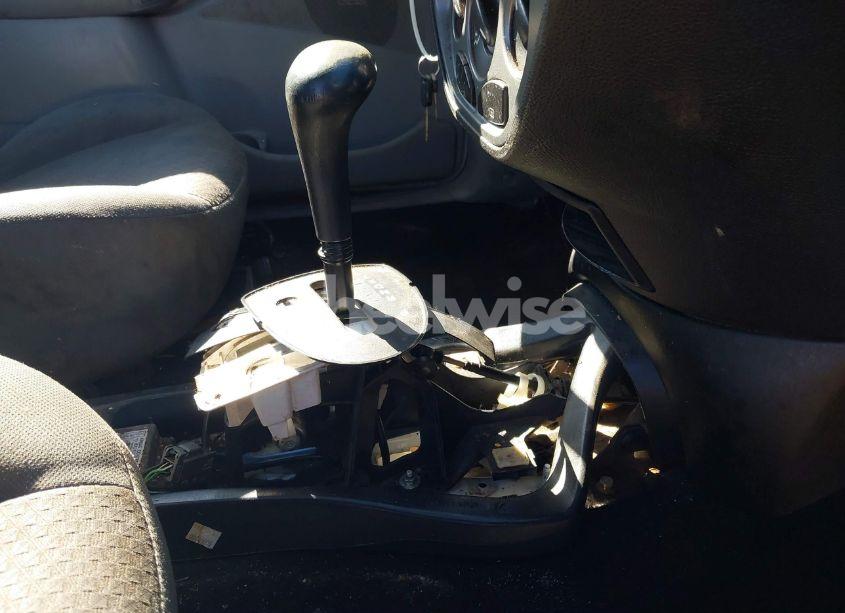 Photo 12 of 2005 Ford Focus ZX3 (VIN 3FAFP31N15R159897)