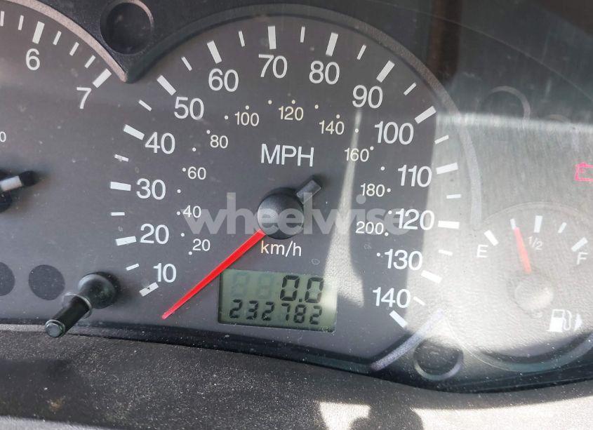 Photo 7 of 2005 Ford Focus ZX3 (VIN 3FAFP31N35R126691)