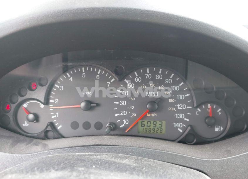 Photo 7 of 2005 Ford Focus ZX3 (VIN 3FAFP31N85R148623)