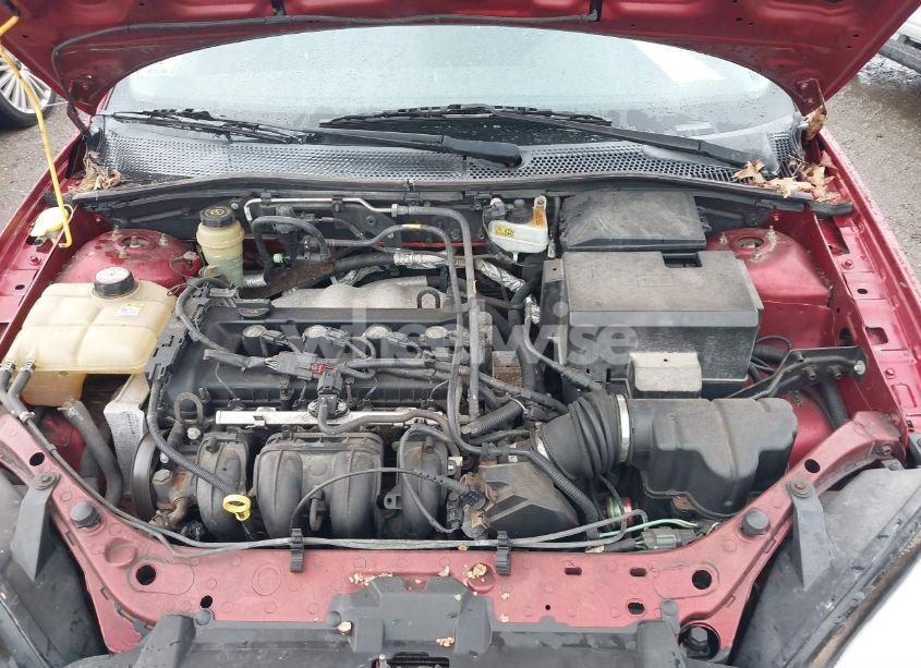 Photo 10 of 2005 Ford Focus ZX3 (VIN 3FAFP31N95R117512)