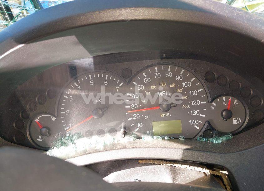 Photo 15 of 2005 Ford Focus ZX3 (VIN 3FAFP31NX5R151930)