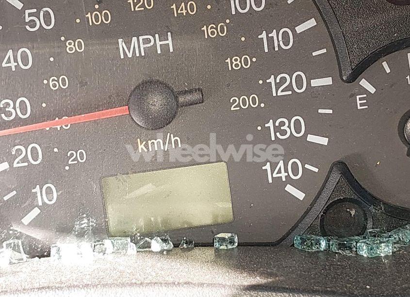 Photo 7 of 2005 Ford Focus ZX3 (VIN 3FAFP31NX5R151930)