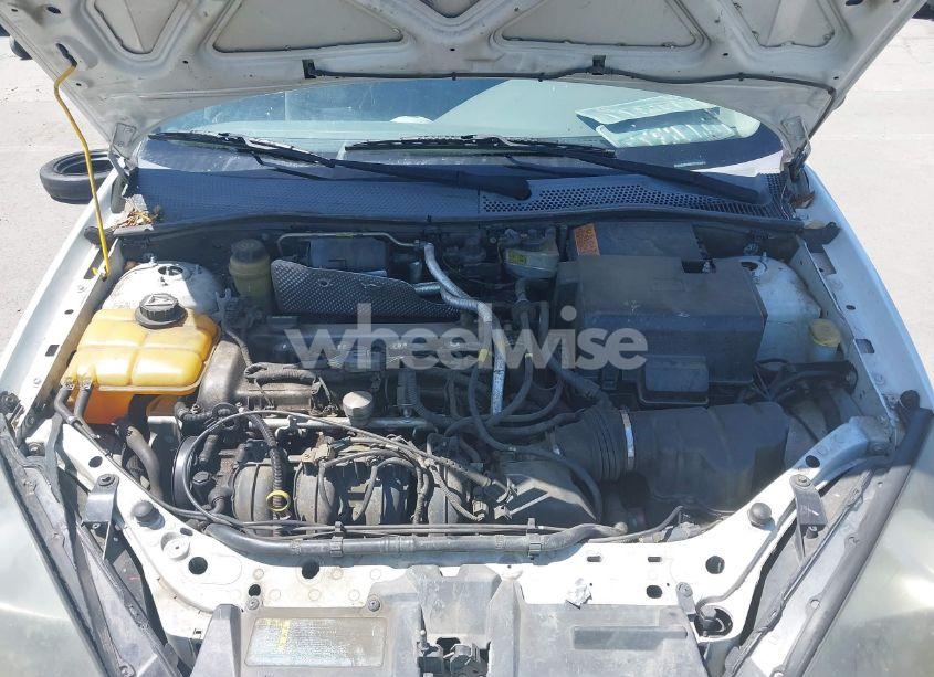 Photo 10 of 2003 Ford Focus ZX3 (VIN 3FAFP31Z03R188923)