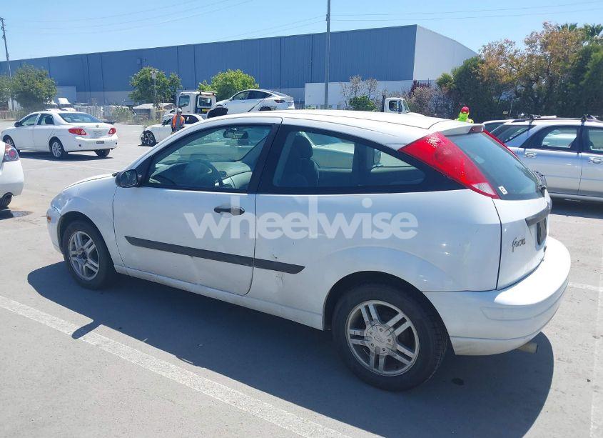 Photo 3 of 2003 Ford Focus ZX3 (VIN 3FAFP31Z03R188923)