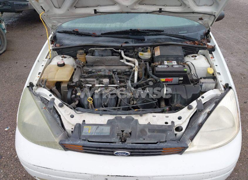 Photo 10 of 2004 Ford Focus ZX3 (VIN 3FAFP31Z94R120332)