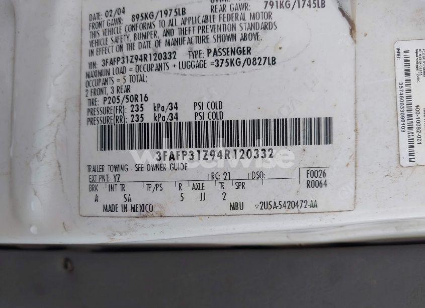 Photo 9 of 2004 Ford Focus ZX3 (VIN 3FAFP31Z94R120332)