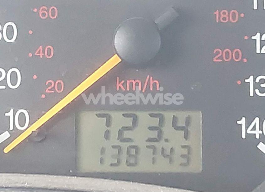 Photo 15 of 2002 Ford Focus ZX5 (VIN 3FAFP37302R232985)