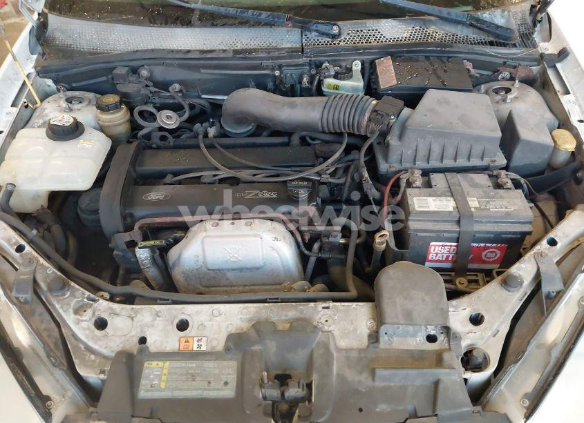 Photo 10 of 2002 Ford Focus ZX5 (VIN 3FAFP37332R231507)