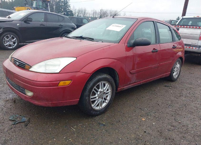 Photo 2 of 2003 Ford Focus ZX5 (VIN 3FAFP37333R133935)