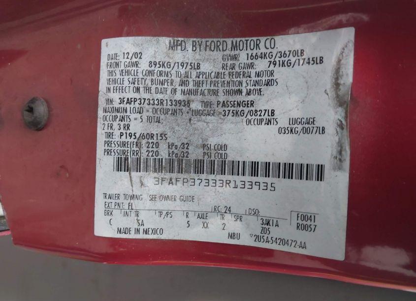 Photo 9 of 2003 Ford Focus ZX5 (VIN 3FAFP37333R133935)