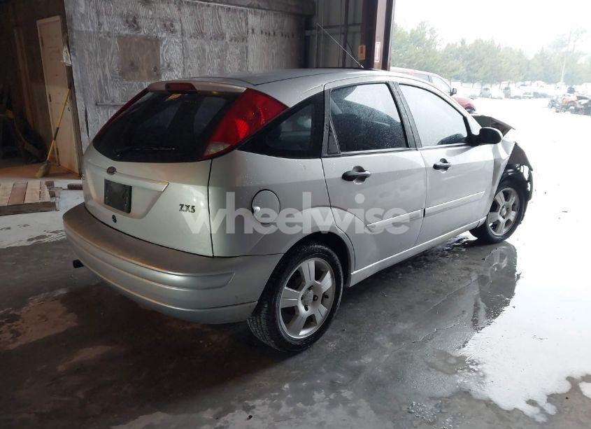 Photo 4 of 2003 Ford Focus ZX5 (VIN 3FAFP37343R194548)