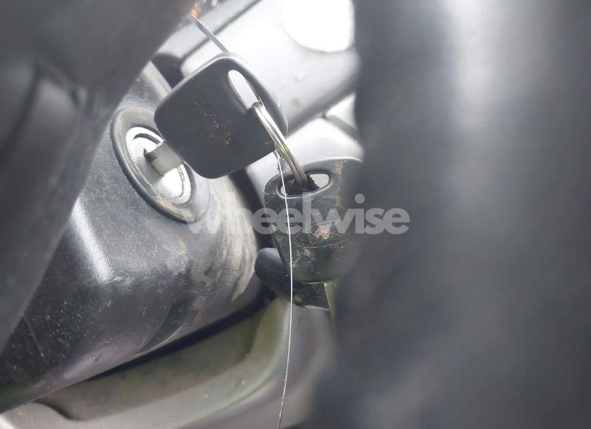 Photo 11 of 2002 Ford Focus ZX5 (VIN 3FAFP37362R199989)