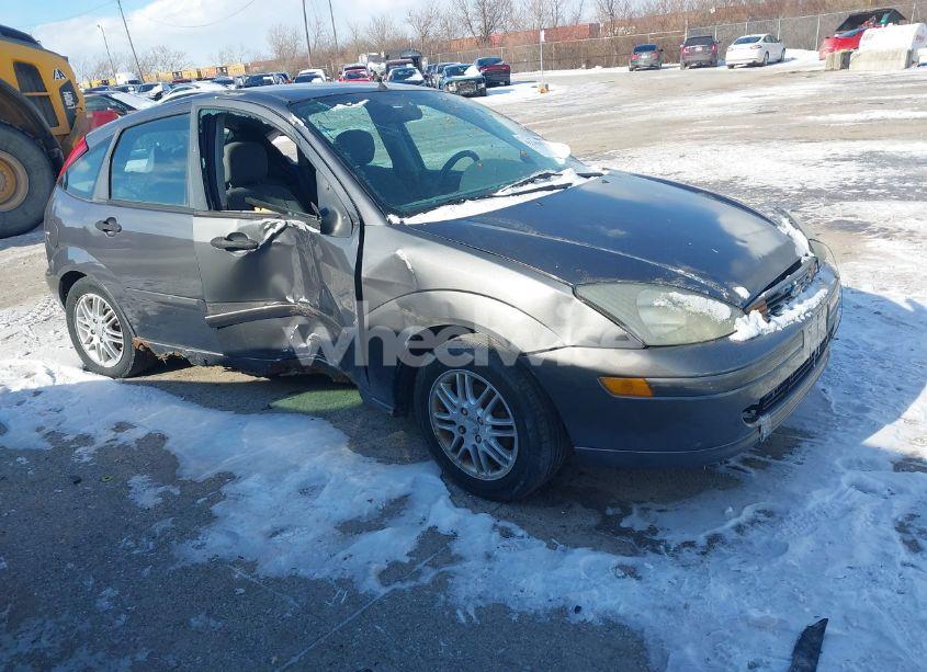 2003 Ford Focus ZX5 (VIN 3FAFP37373R141939) main photo