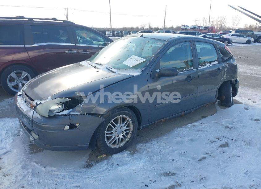 Photo 2 of 2003 Ford Focus ZX5 (VIN 3FAFP37373R141939)