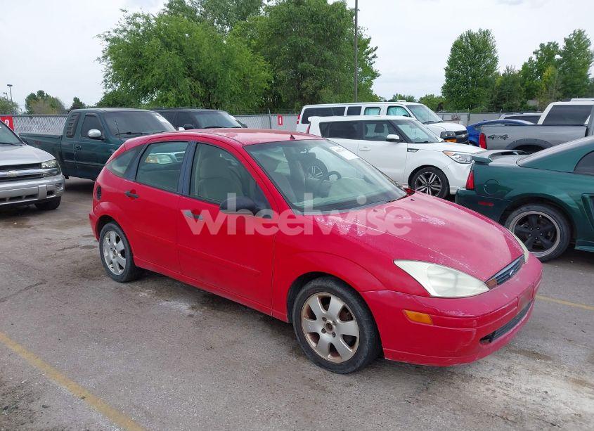 2002 Ford Focus ZX5 (VIN 3FAFP37382R213441) main photo