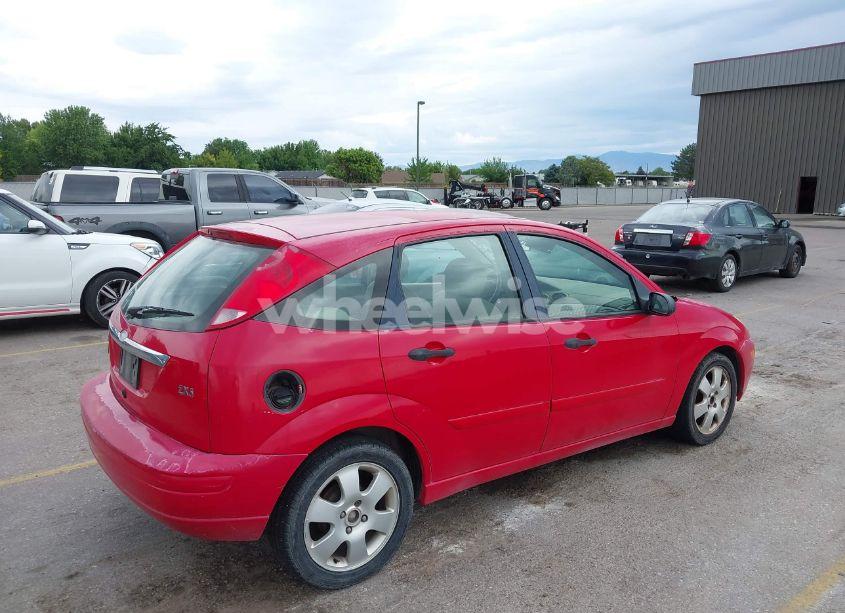 Photo 4 of 2002 Ford Focus ZX5 (VIN 3FAFP37382R213441)