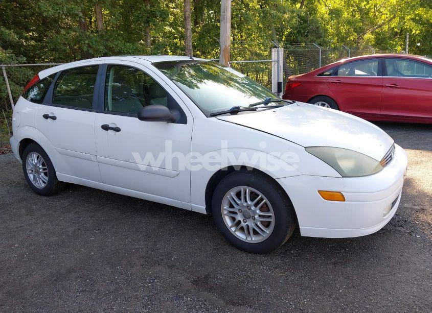 2003 Ford Focus ZX5 (VIN 3FAFP37383R189319) main photo