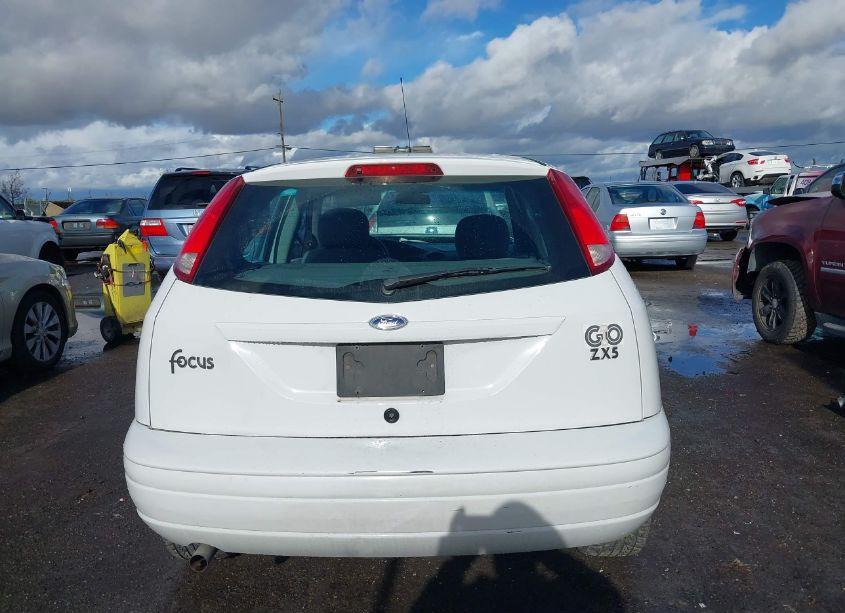 Photo 17 of 2003 Ford Focus ZX5 (VIN 3FAFP37393R114208)