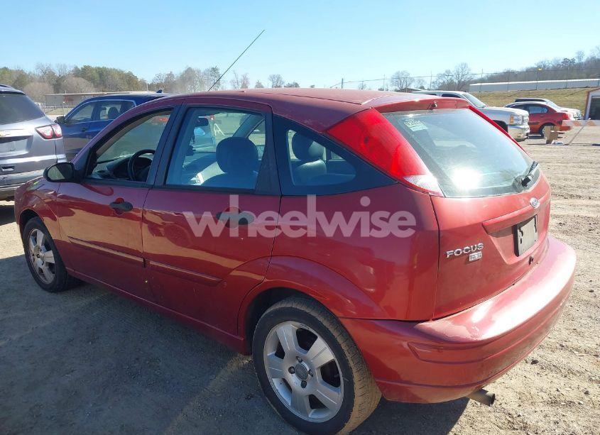 Photo 3 of 2005 Ford Focus ZX5 (VIN 3FAFP37N05R109368)