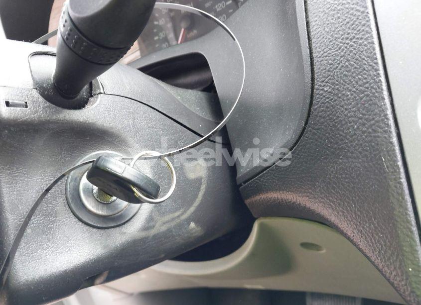 Photo 11 of 2005 Ford Focus ZX5 (VIN 3FAFP37N05R132259)