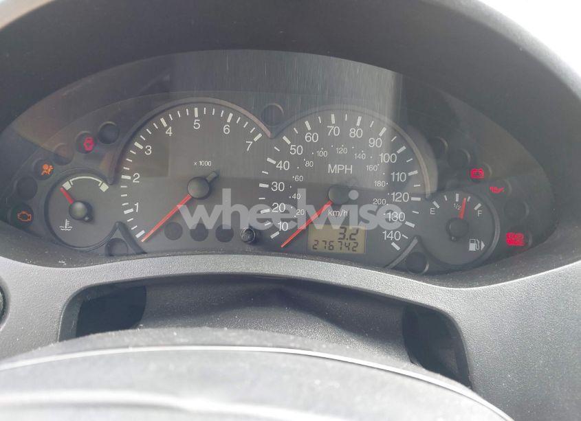 Photo 7 of 2005 Ford Focus ZX5 (VIN 3FAFP37N05R132259)