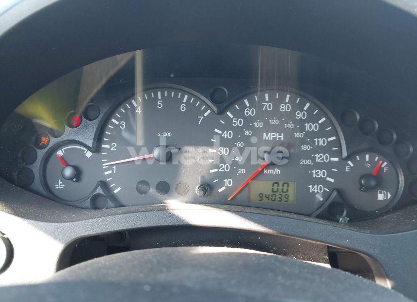 Photo 7 of 2005 Ford Focus ZX5 (VIN 3FAFP37N25R103944)