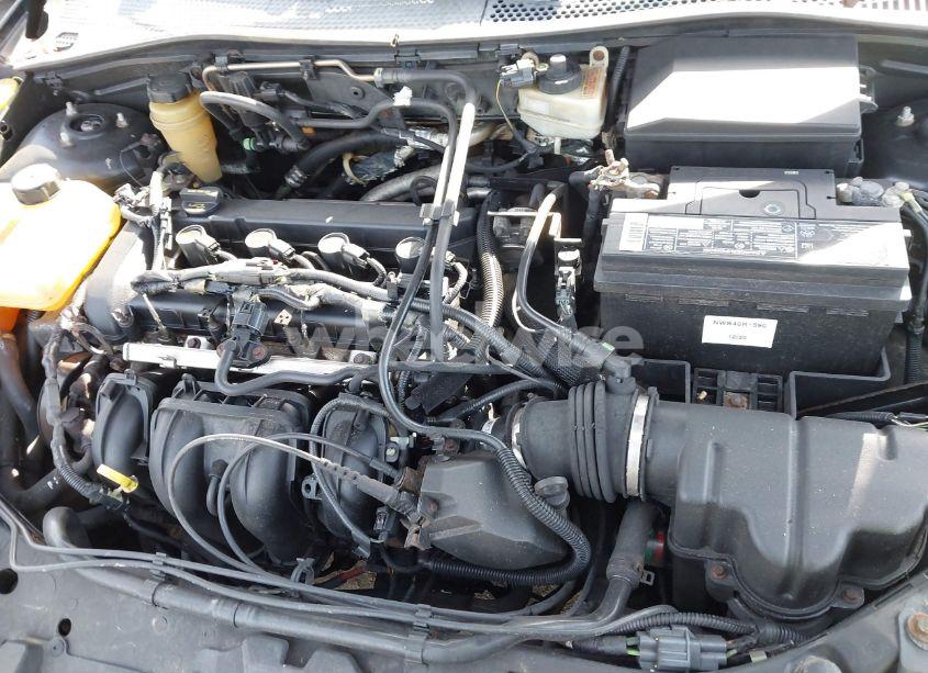 Photo 10 of 2005 Ford Focus ZX5 (VIN 3FAFP37N35R123622)