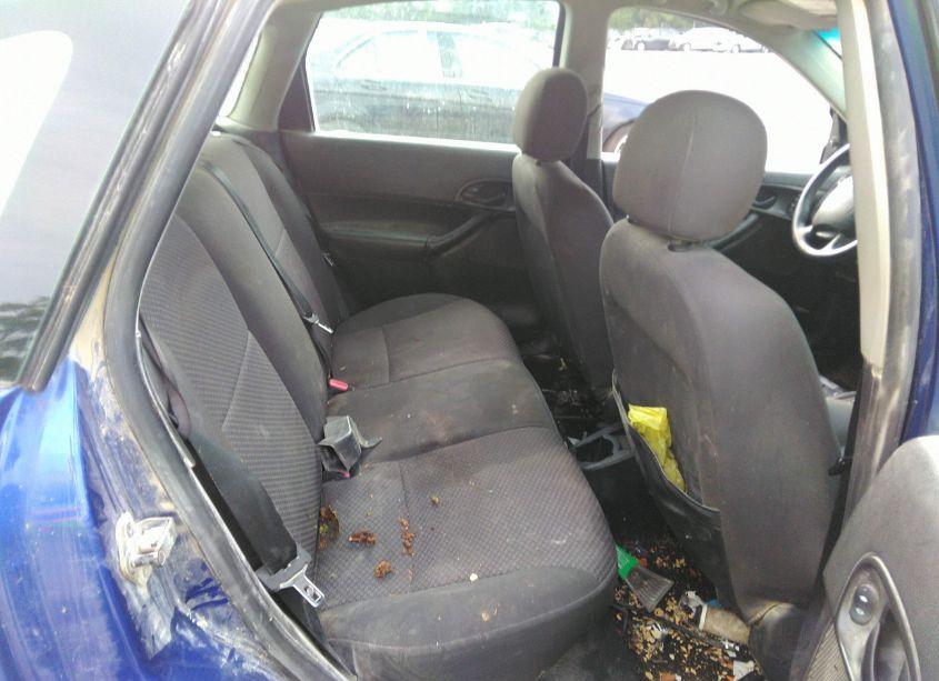 Photo 8 of 2005 Ford Focus ZX5 (VIN 3FAFP37N55R151731)