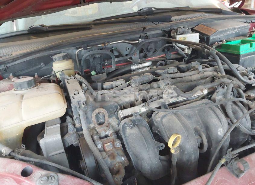 Photo 10 of 2005 Ford Focus ZX5 (VIN 3FAFP37NX5R109507)