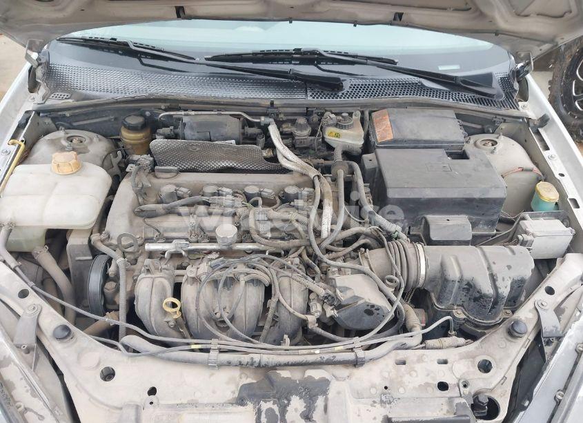 Photo 10 of 2004 Ford Focus ZX5 (VIN 3FAFP37Z54R127432)