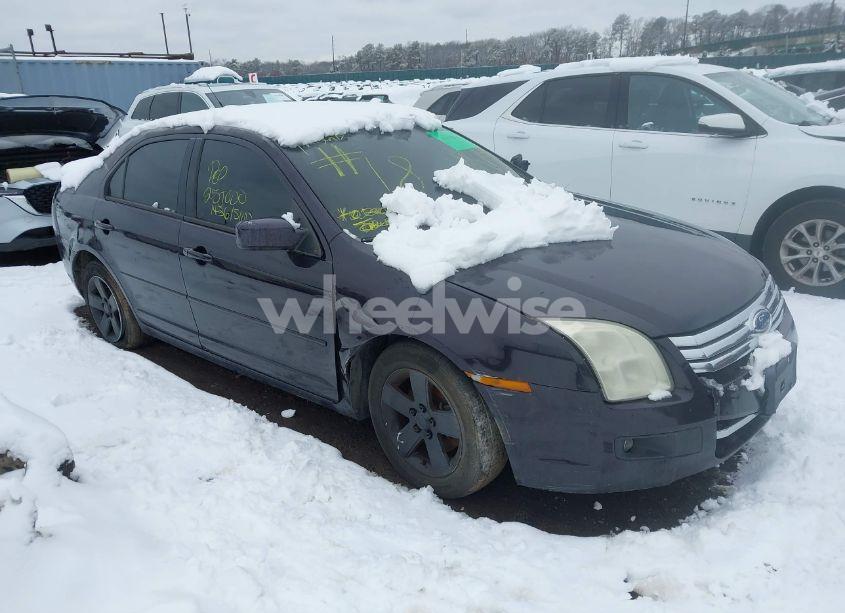 2007 Ford Fusion SE (VIN 3FAHP01137R137746) main photo