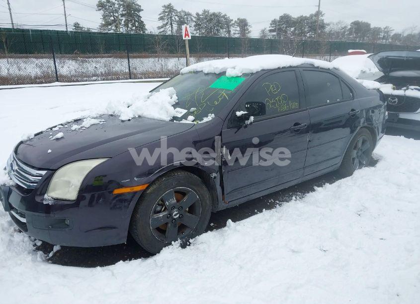 Photo 6 of 2007 Ford Fusion SE (VIN 3FAHP01137R137746)